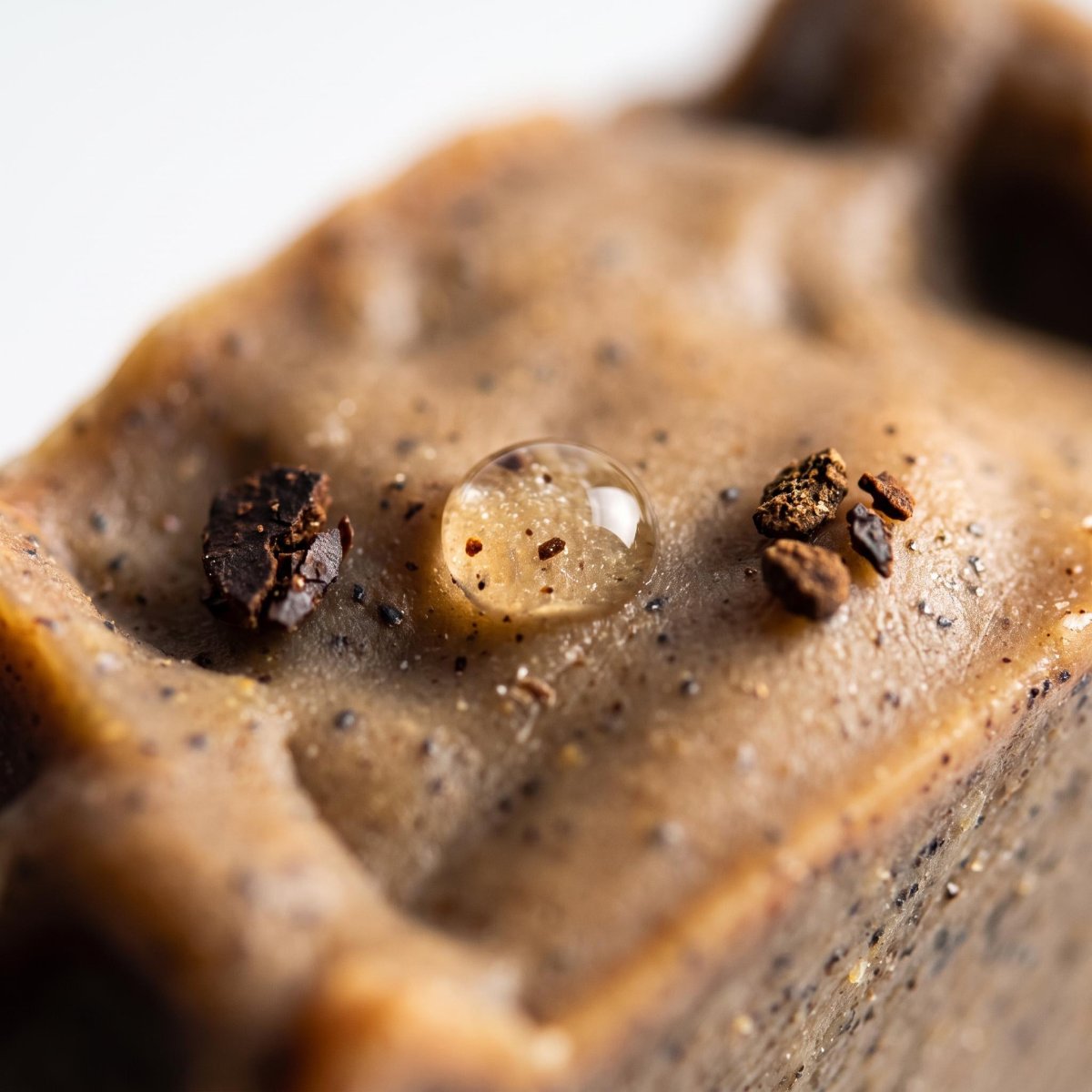 Handmade Soap vs. Dr. Squatch: Why Performance Athletes Are Switching in 2026